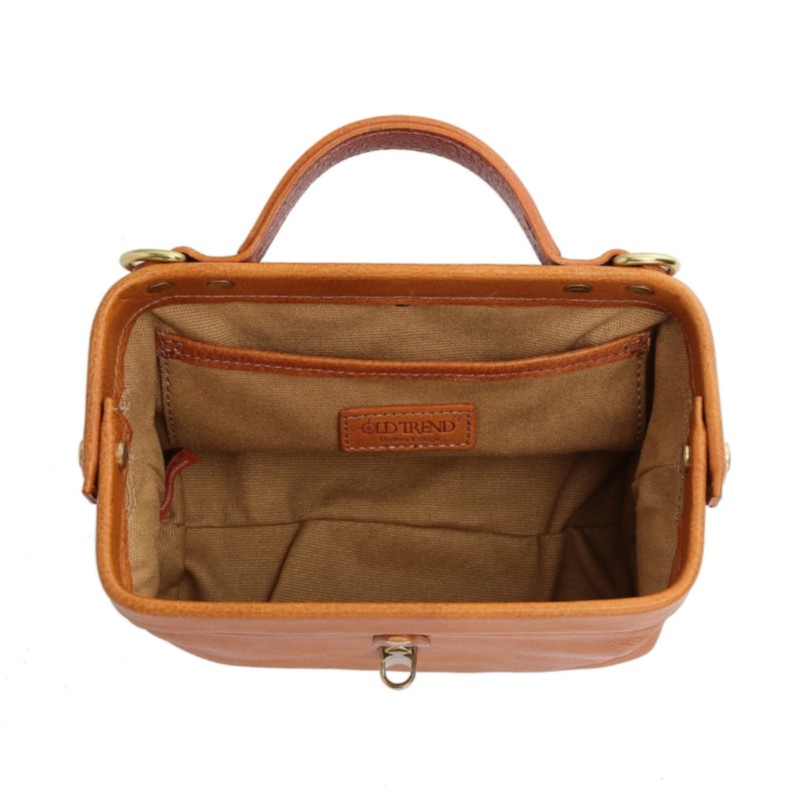 •BERKELEY• caramel leather mini doctor satchel/crossbody