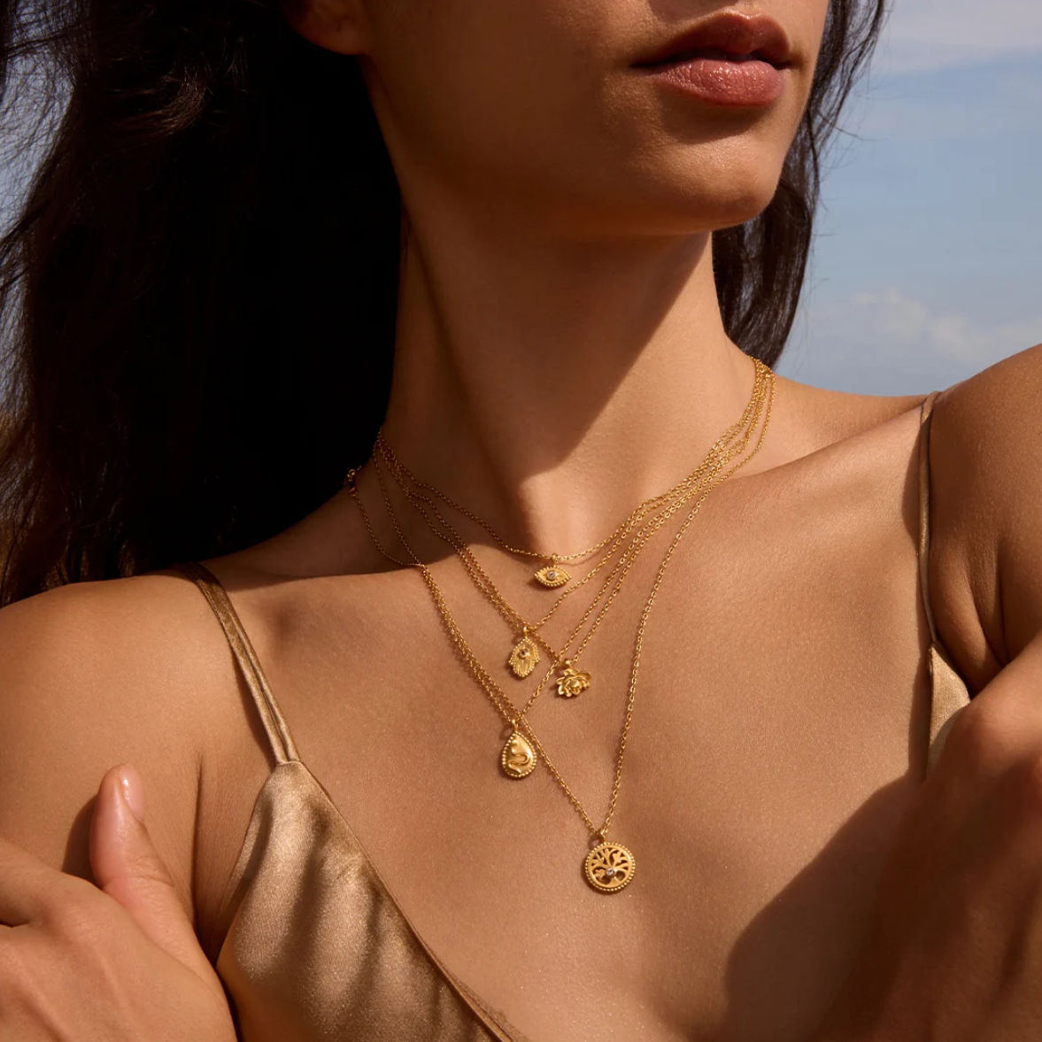 •SHIELDED SPIRIT• topaz + gold necklace (16"-19" long)