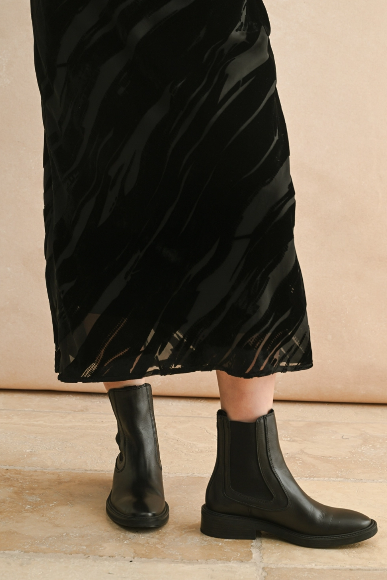 •MORTICIA• burned velvet midaxi dress