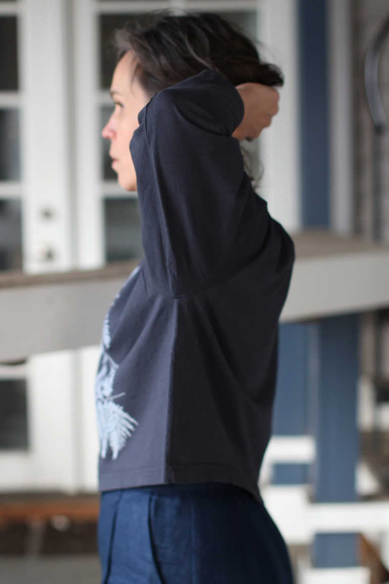 •FERNS• heavyweight cotton long sleeve top (USA)