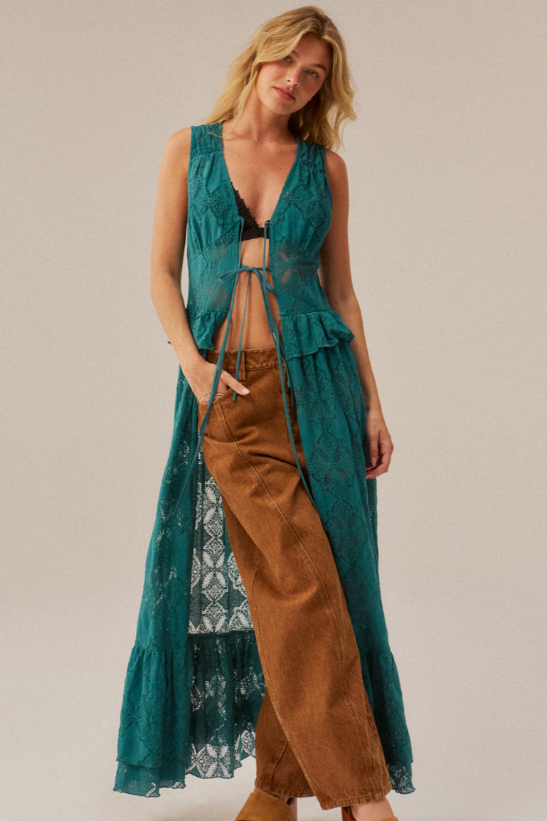 •LARK• lacy cotton blend sleeveless duster