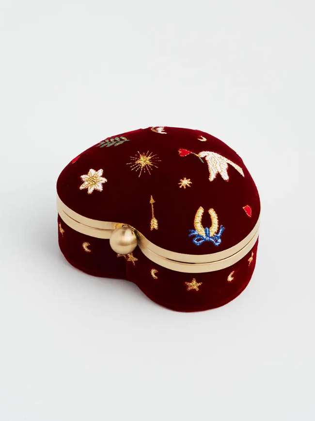 •LOVE CHARM• embroidered velvet jewelry box