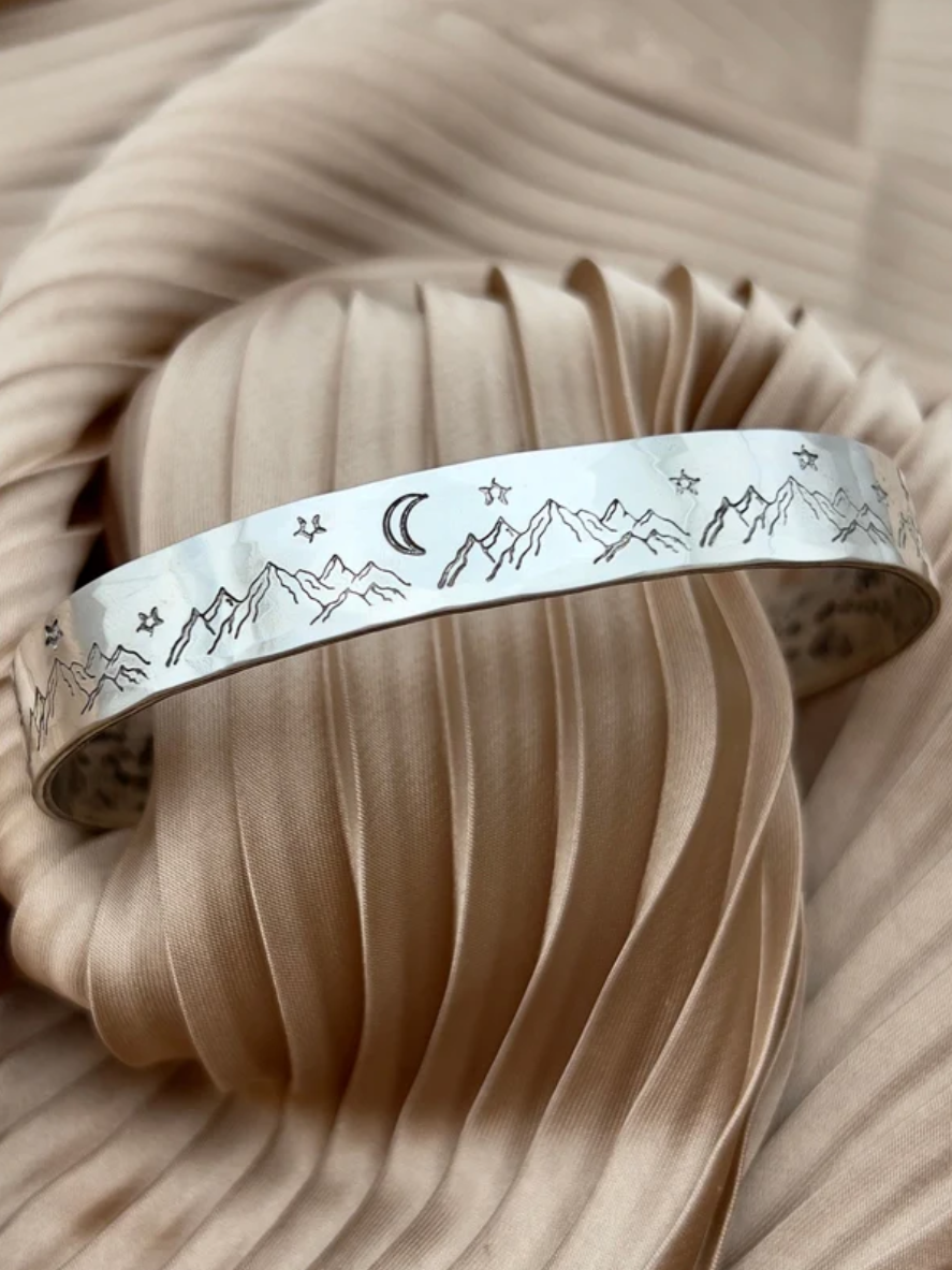 •MOUNTAIN• silver bracelet