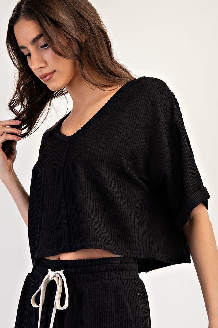 •HAILEY• textured knit V-neck cropped top