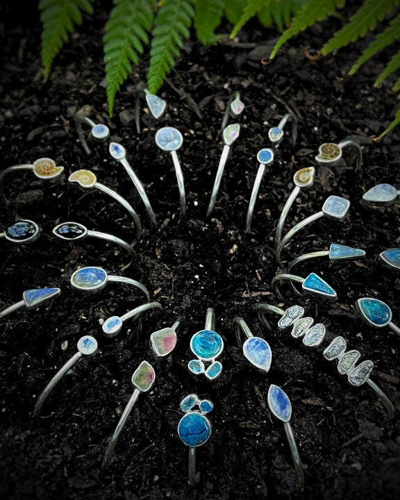 •CLUSTERED• shattuckite + apatite + blue topaz + silver twist-on cuff bracelet