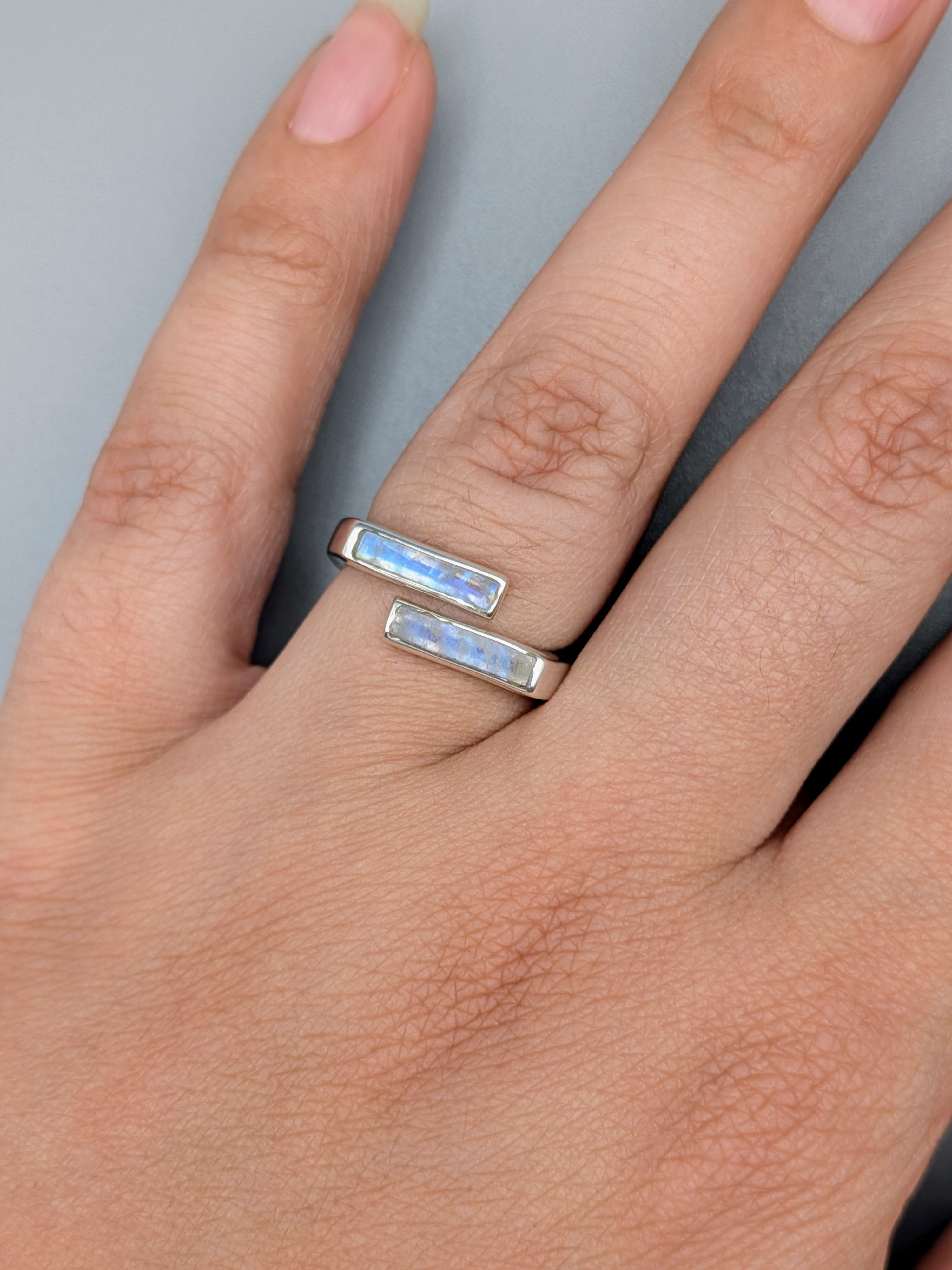 •RAINBOW MOONSTONE - LIL' BARS• adjustable silver ring