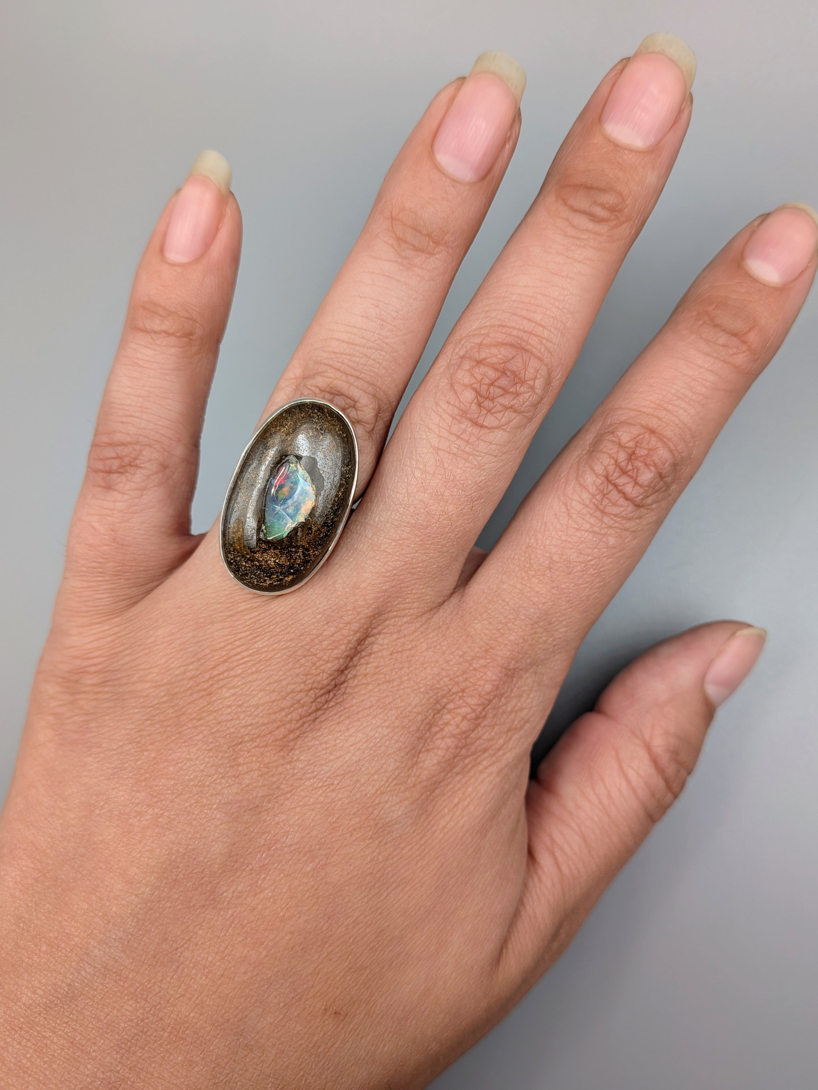 •BOULDER OPAL - OVAL• simple bezel silver ring (size 6)