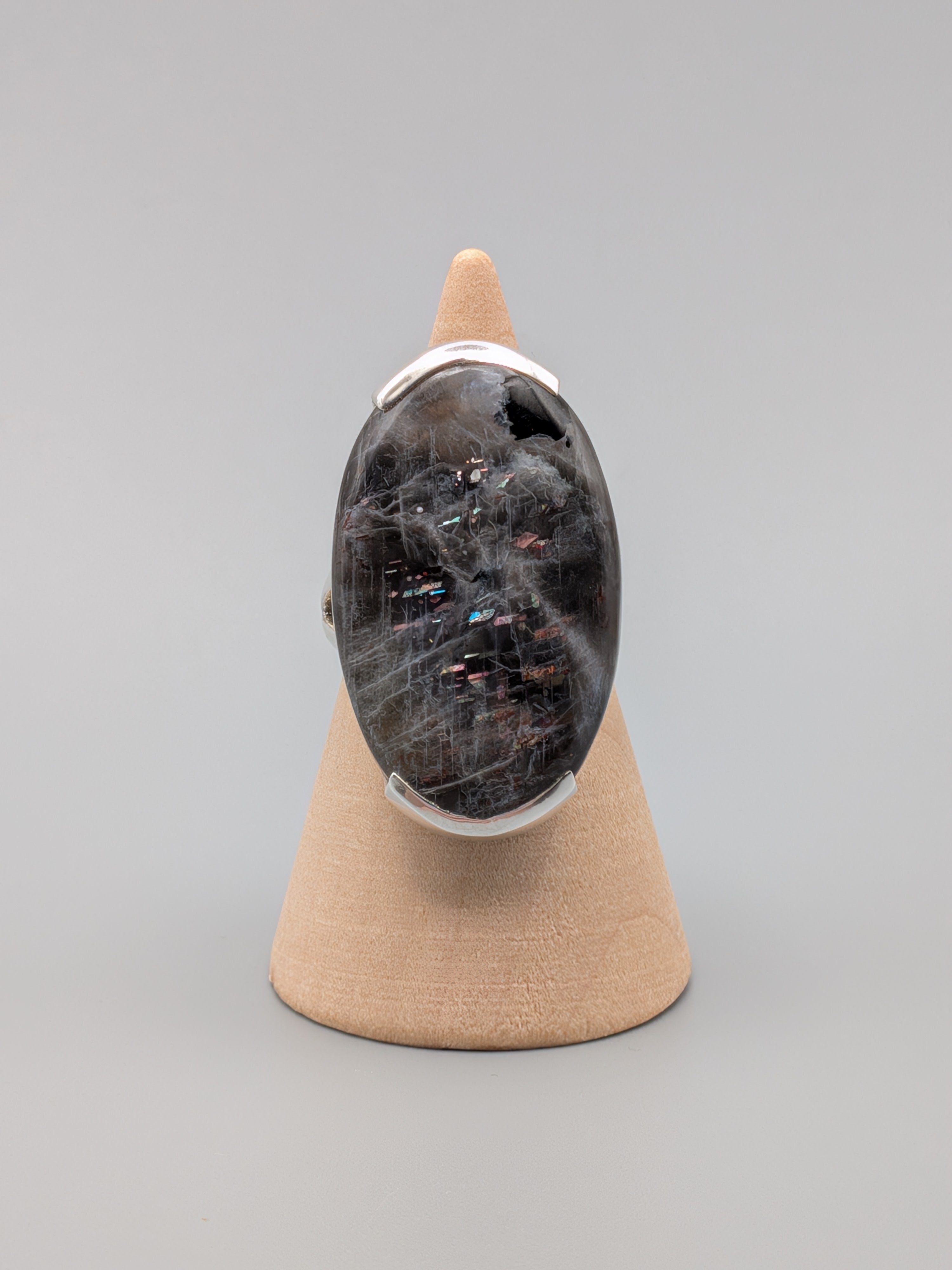 •BLACK SUNSTONE - OVAL• bezel capped silver ring (size 8)
