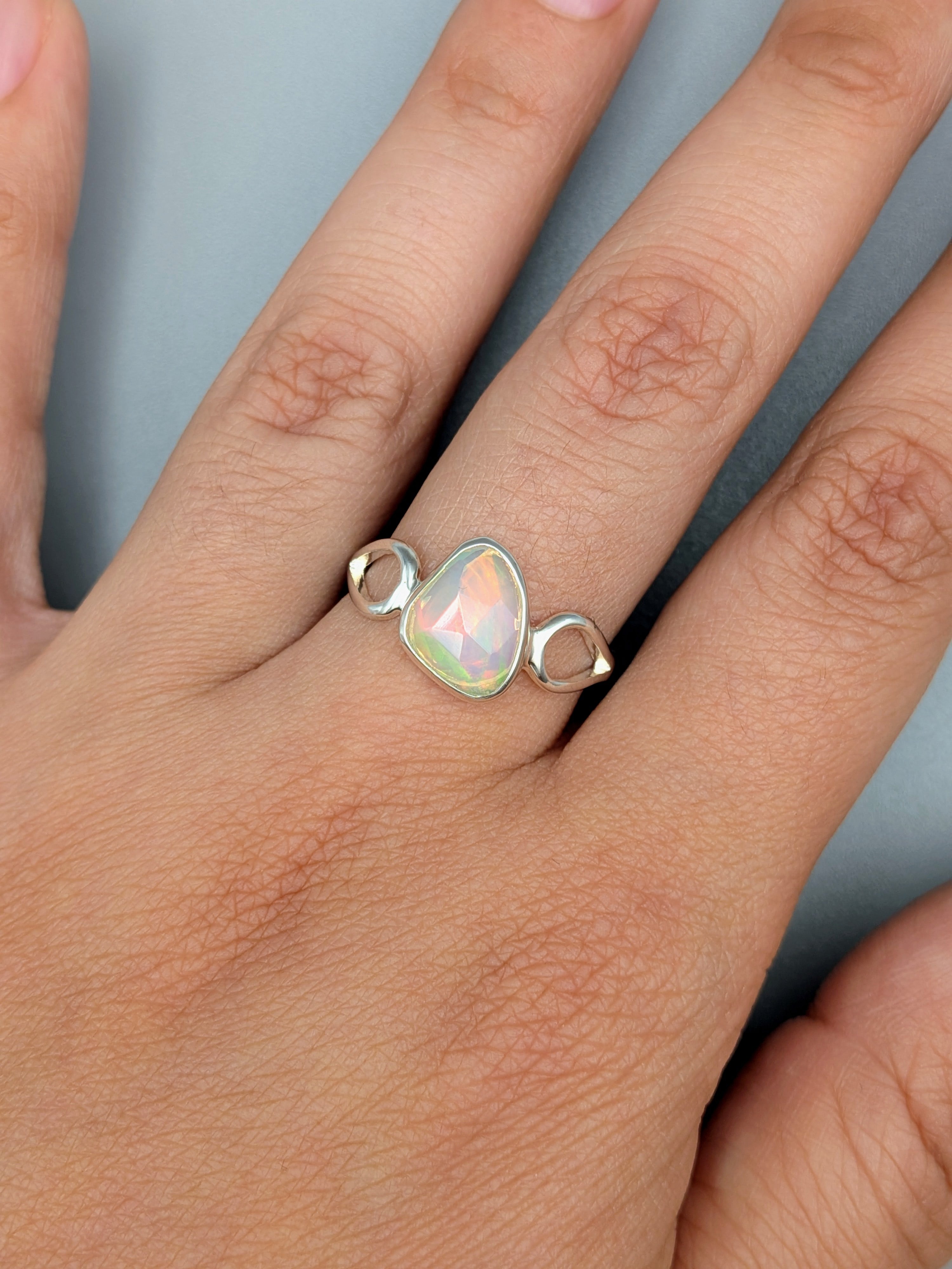 •FACETED ETHIOPIAN OPAL - DROPLETS• silver ring (size 10)