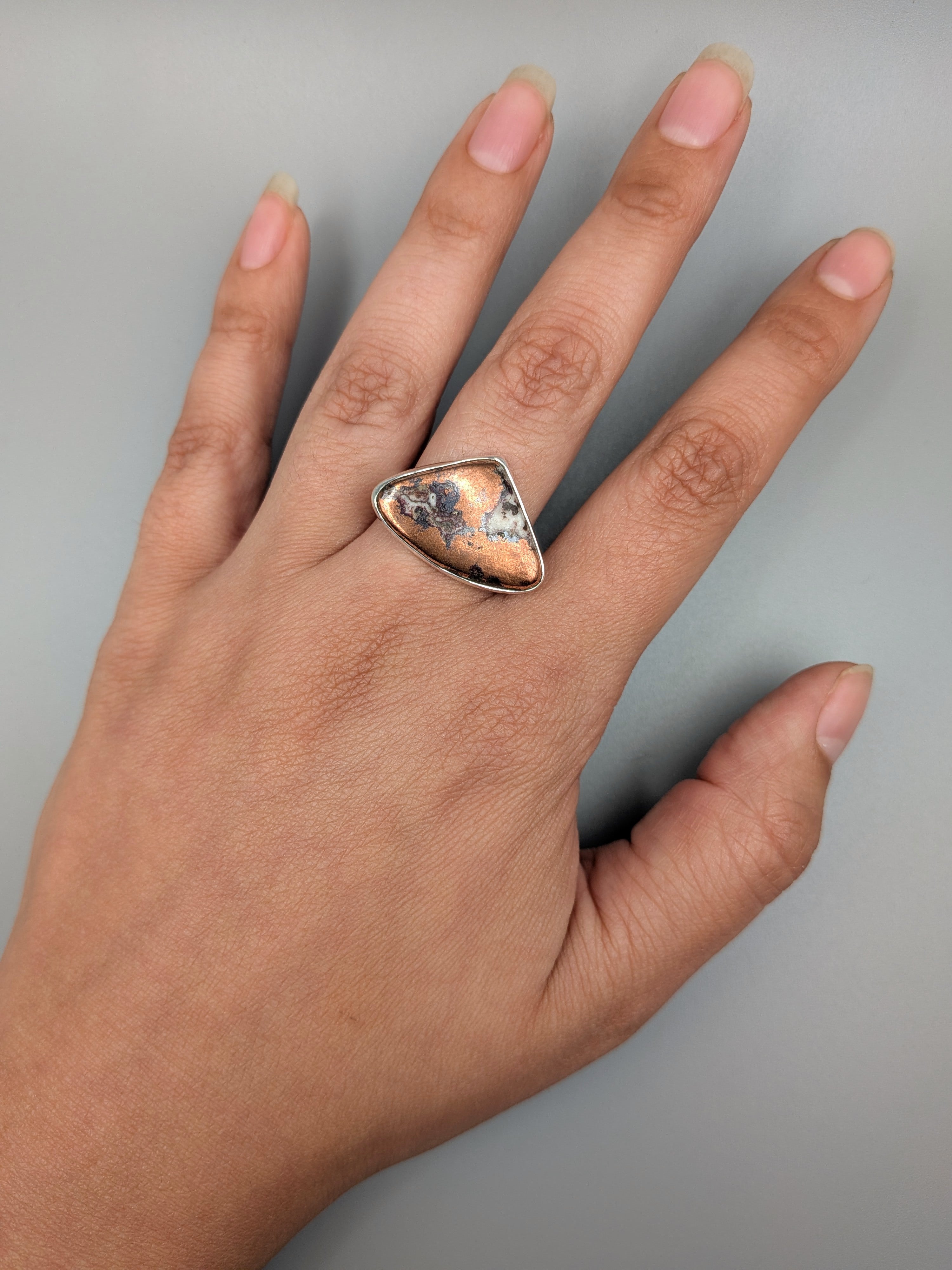 •COPPER IN MATRIX - WIDE TEAR• simple bezel silver ring (size 9)