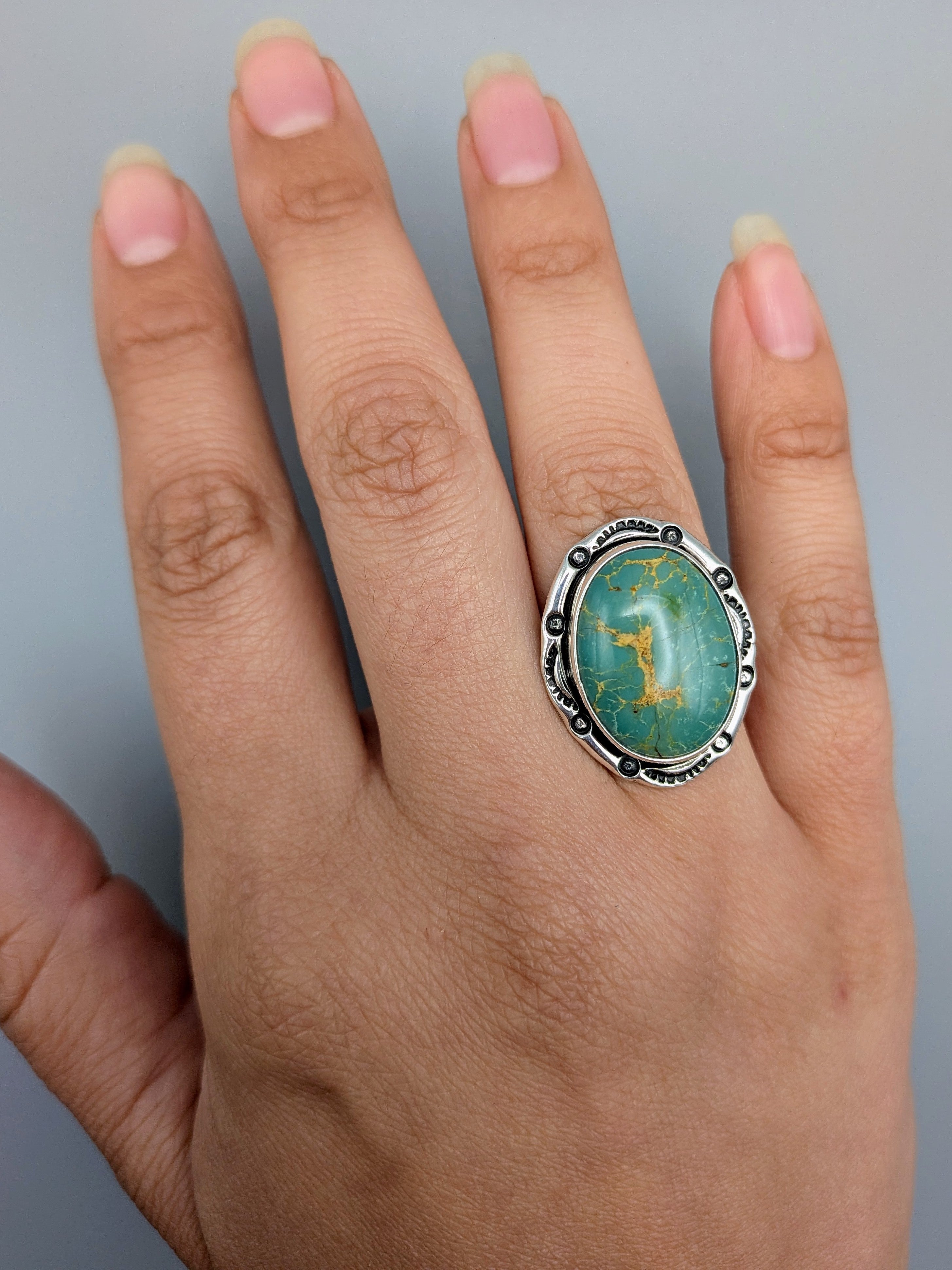 •KINGMAN TURQUOISE - SHÁ• Navajo silver ring (size 7.5)