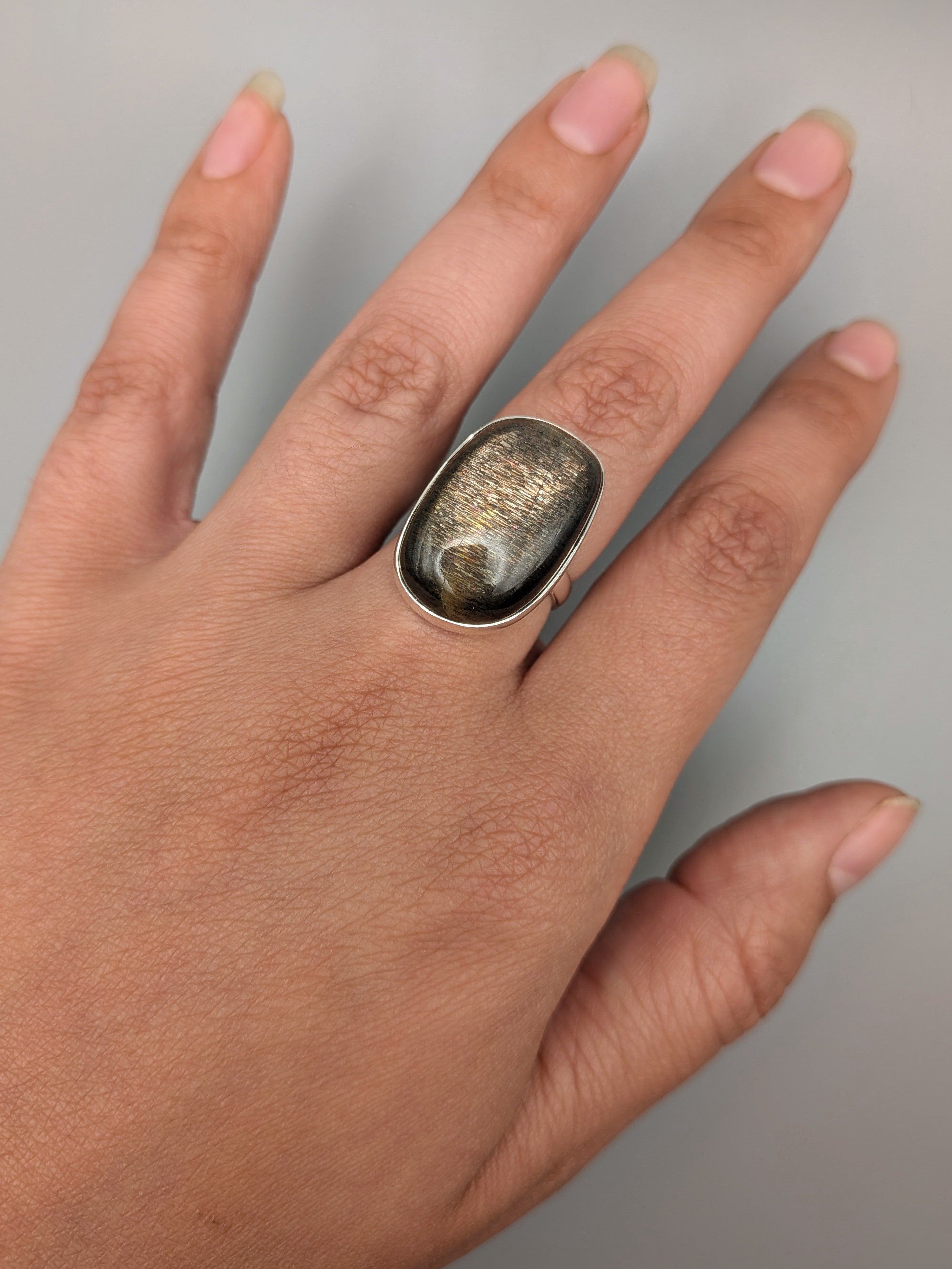 •SUN/MOONSTONE - FREEFORM• simple bezel silver ring (size 7)