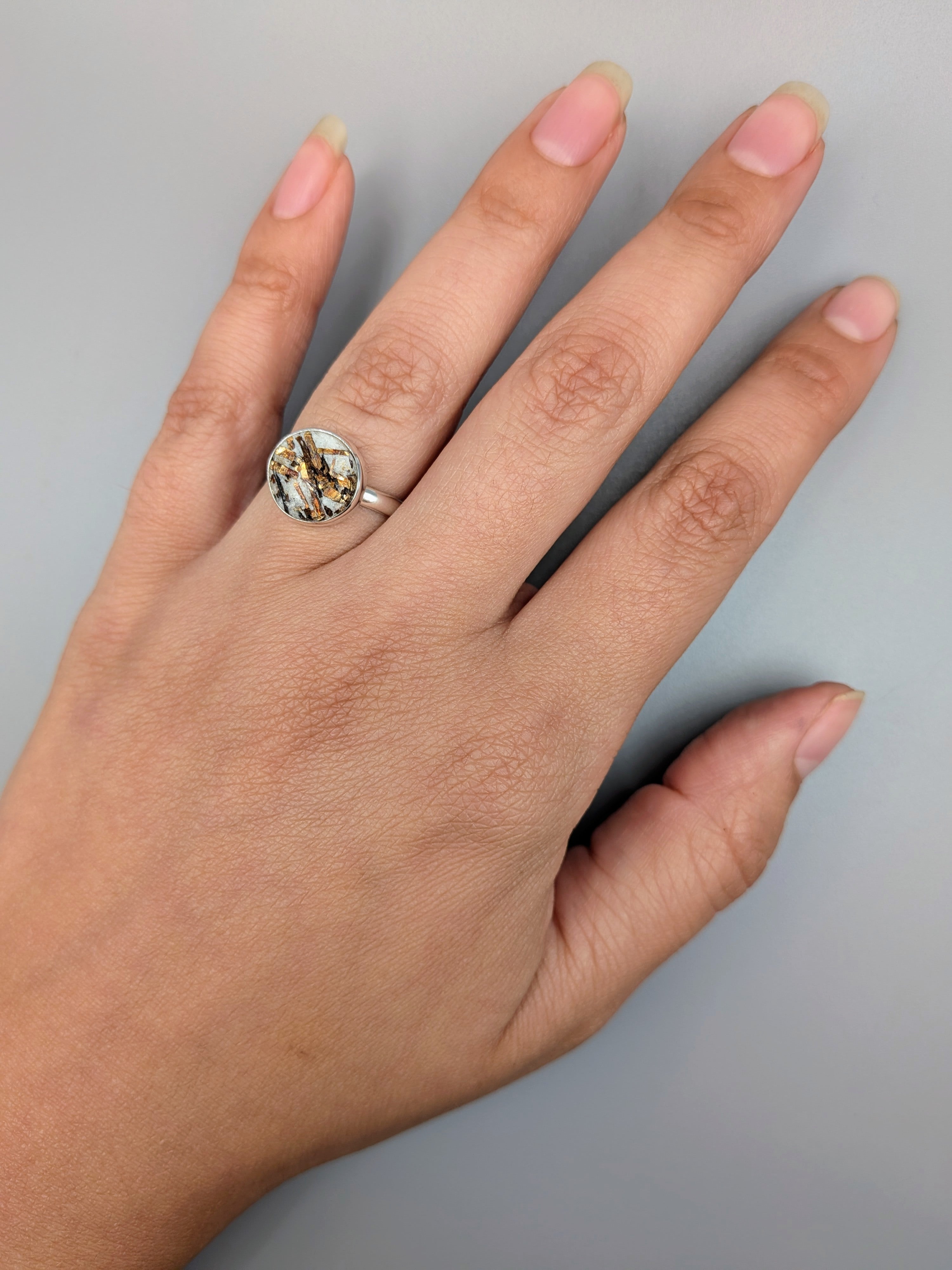 •ASTROPHYLLITE - ROUND• simple bezel silver ring (size 7)