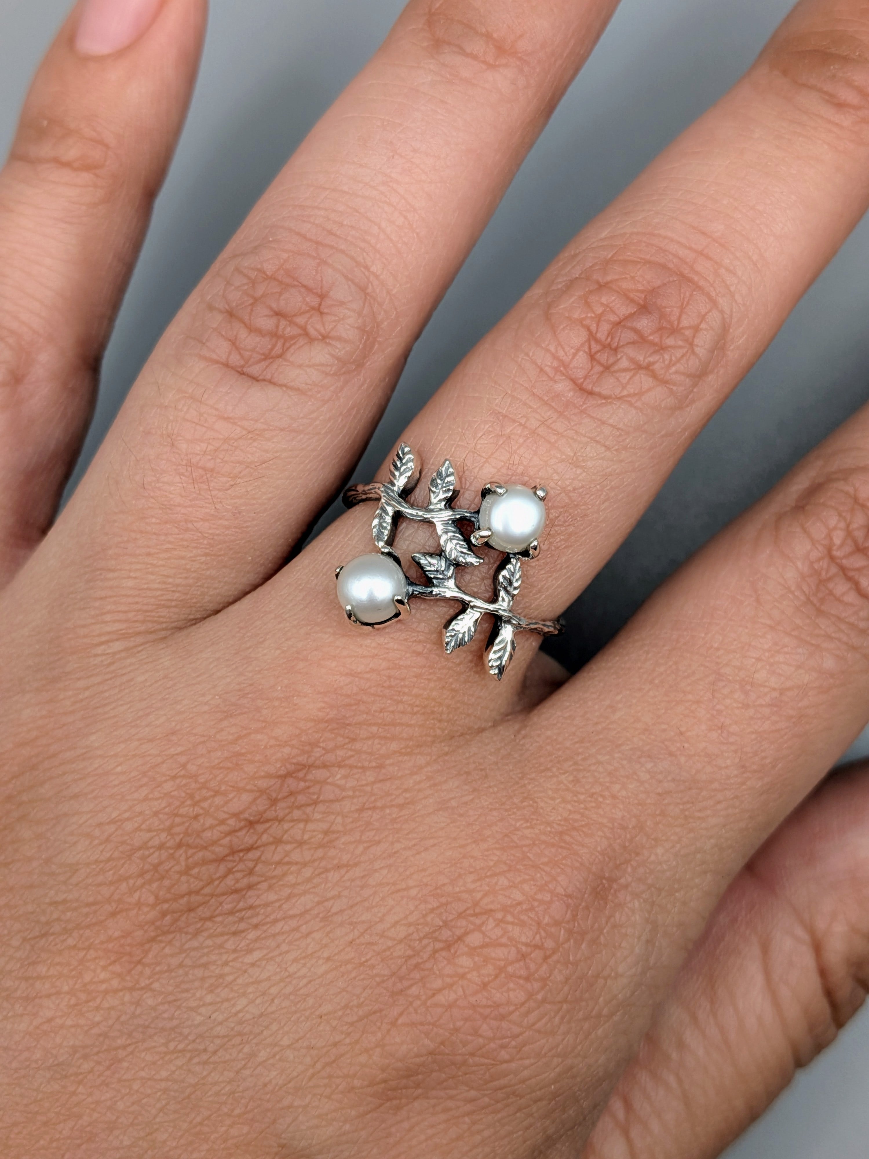 •SOUTH SEA PEARL - LIANA• prong set silver ring (various sizes)