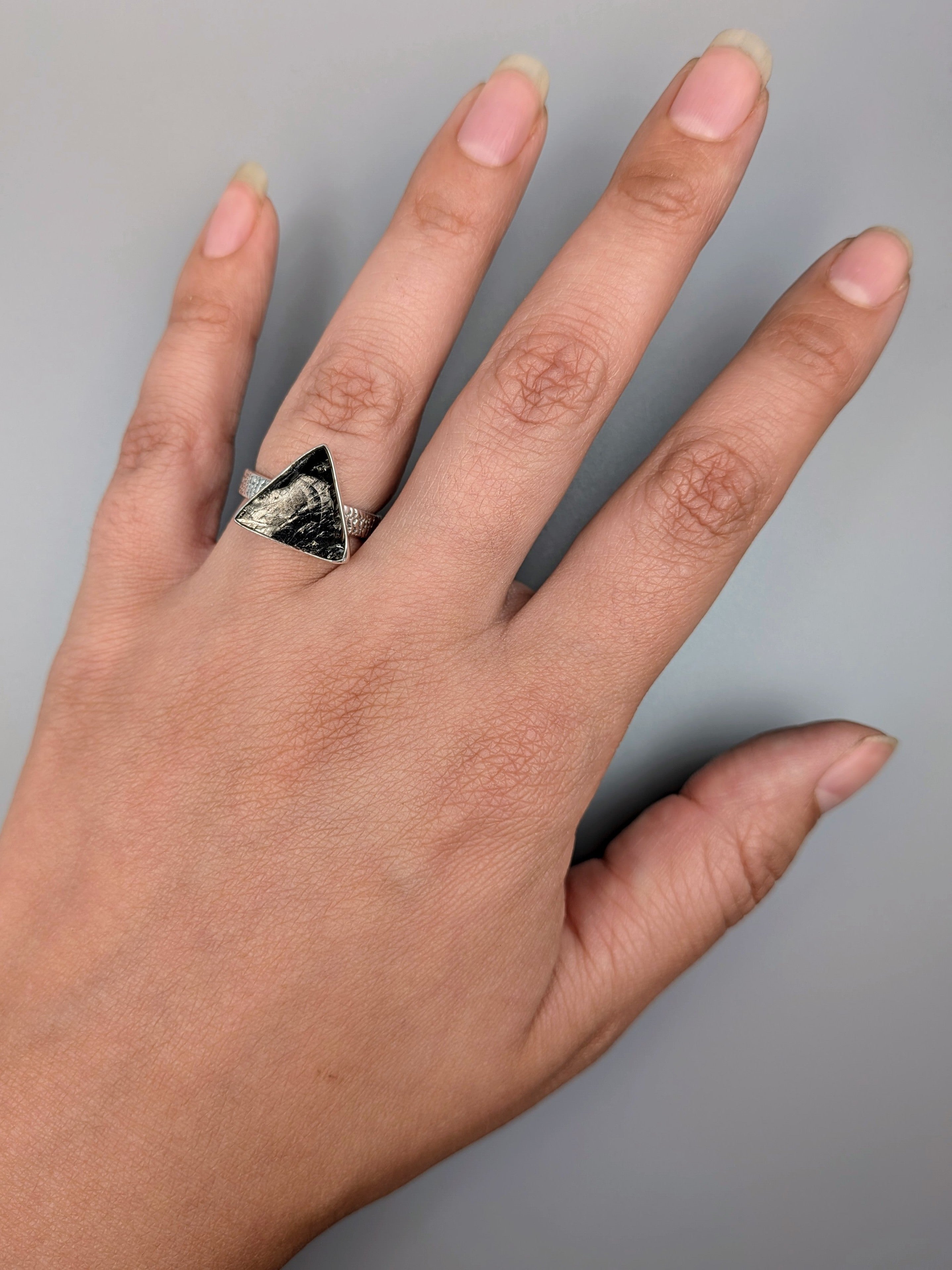•SHUNGITE - TRIANGLE• textured band silver ring (size 6.75)