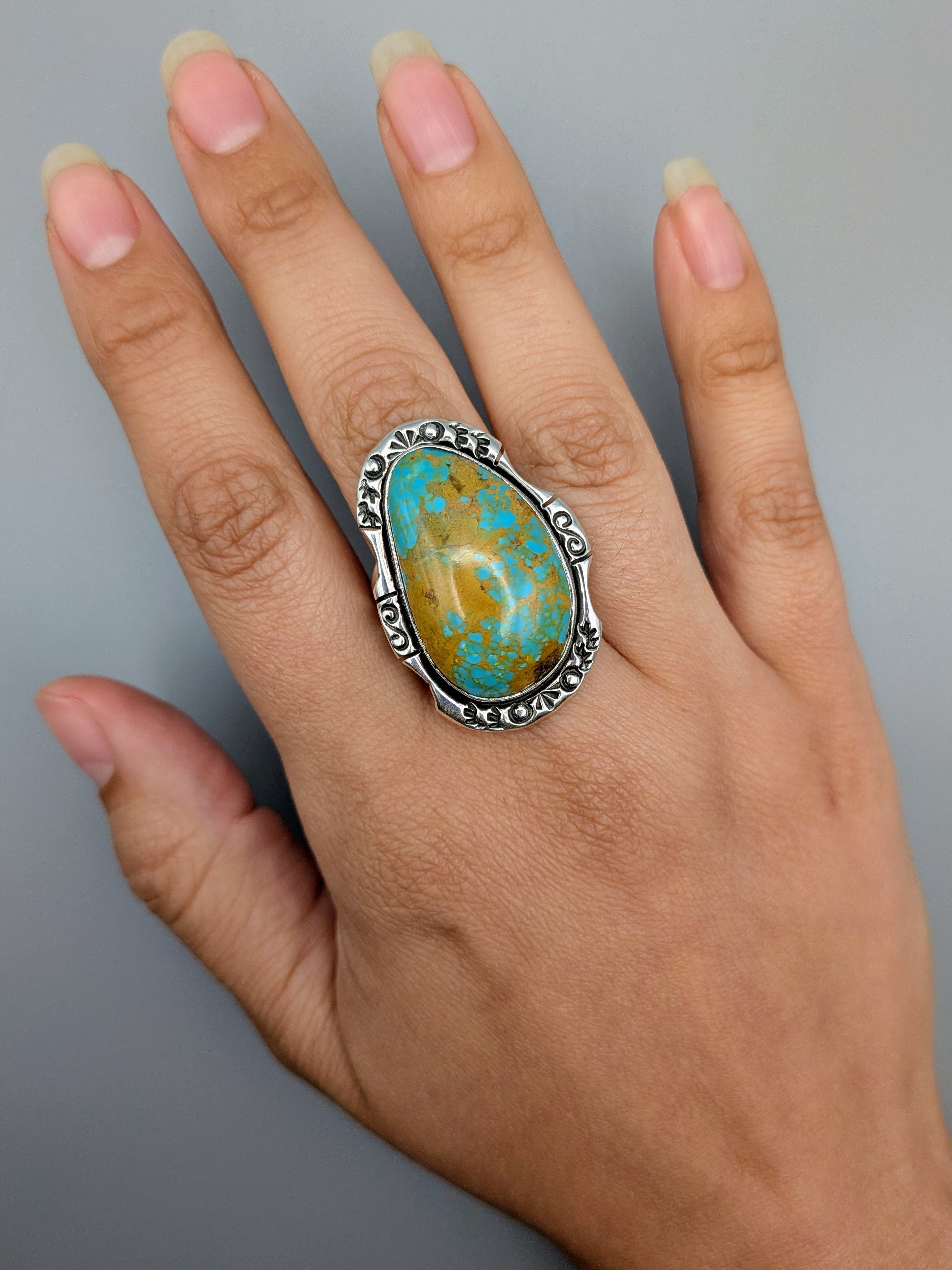 •KINGMAN TURQUOISE - ORENDA• Navajo silver ring (size 9.25)