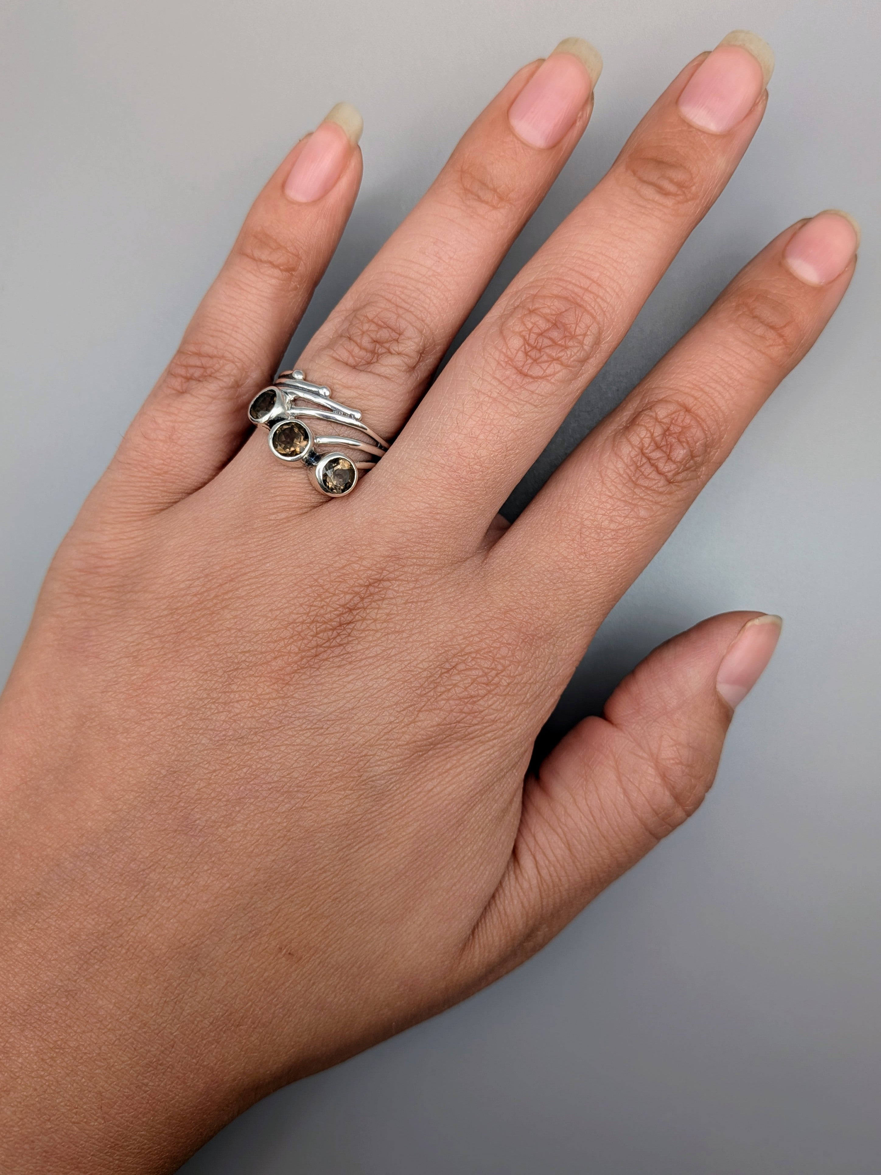 •FACETED SMOKY QUARTZ - VINE RIPE• split band silver ring (various sizes)
