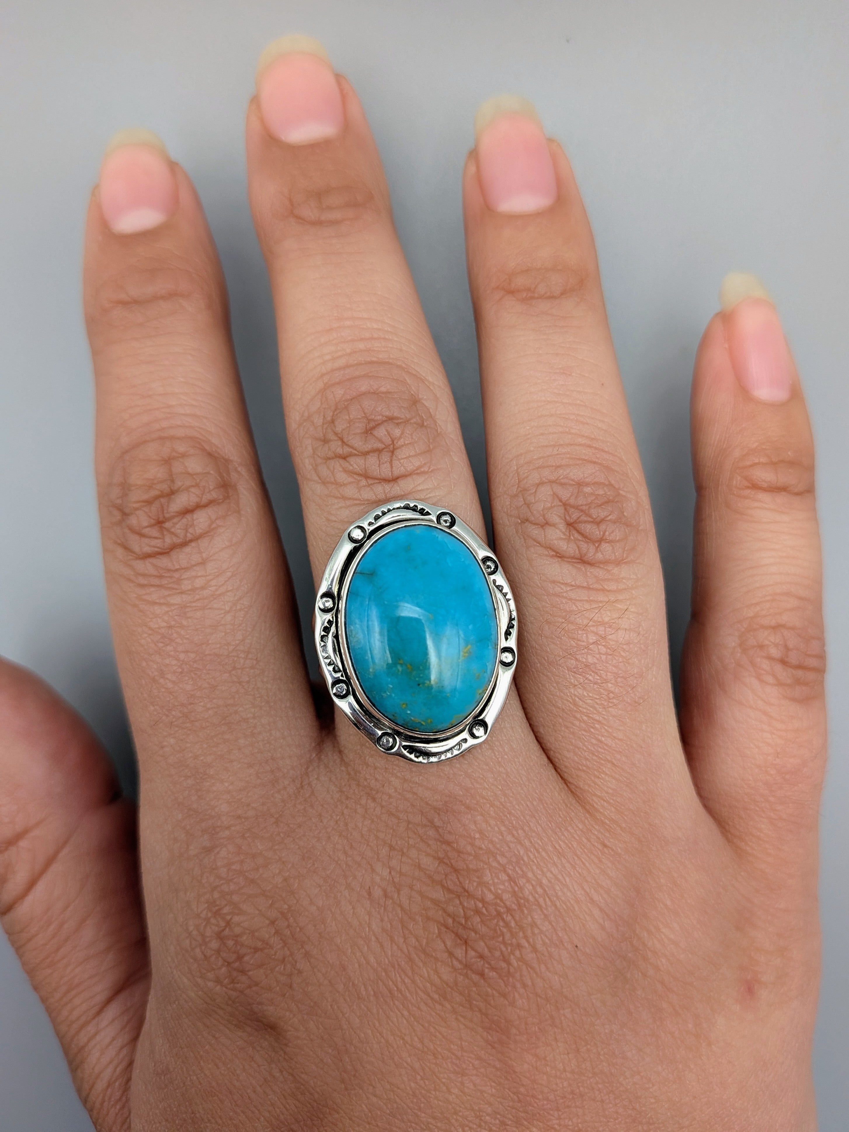 •KINGMAN TURQUOISE - SHÁ• Navajo silver ring (size 9)