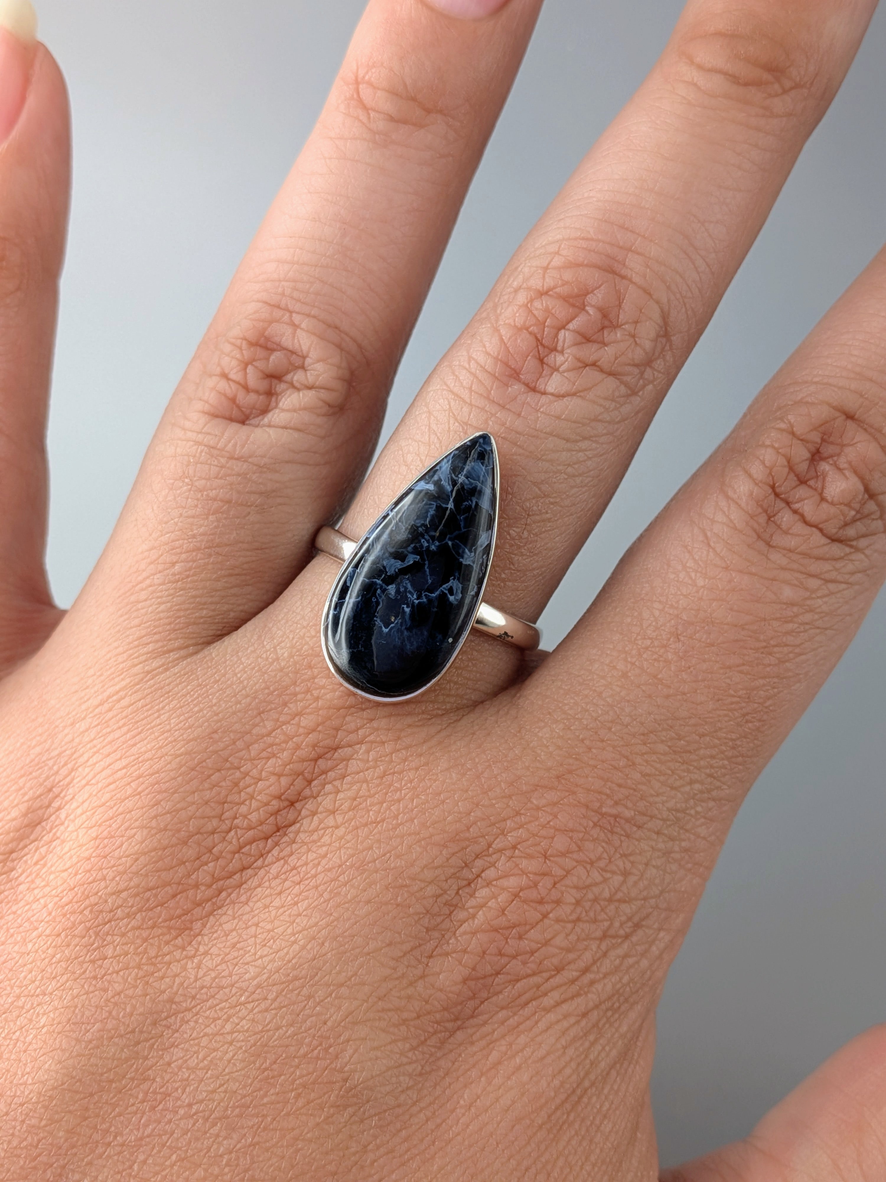 •PIETERSITE - TEAR• simple band silver ring (size 10)