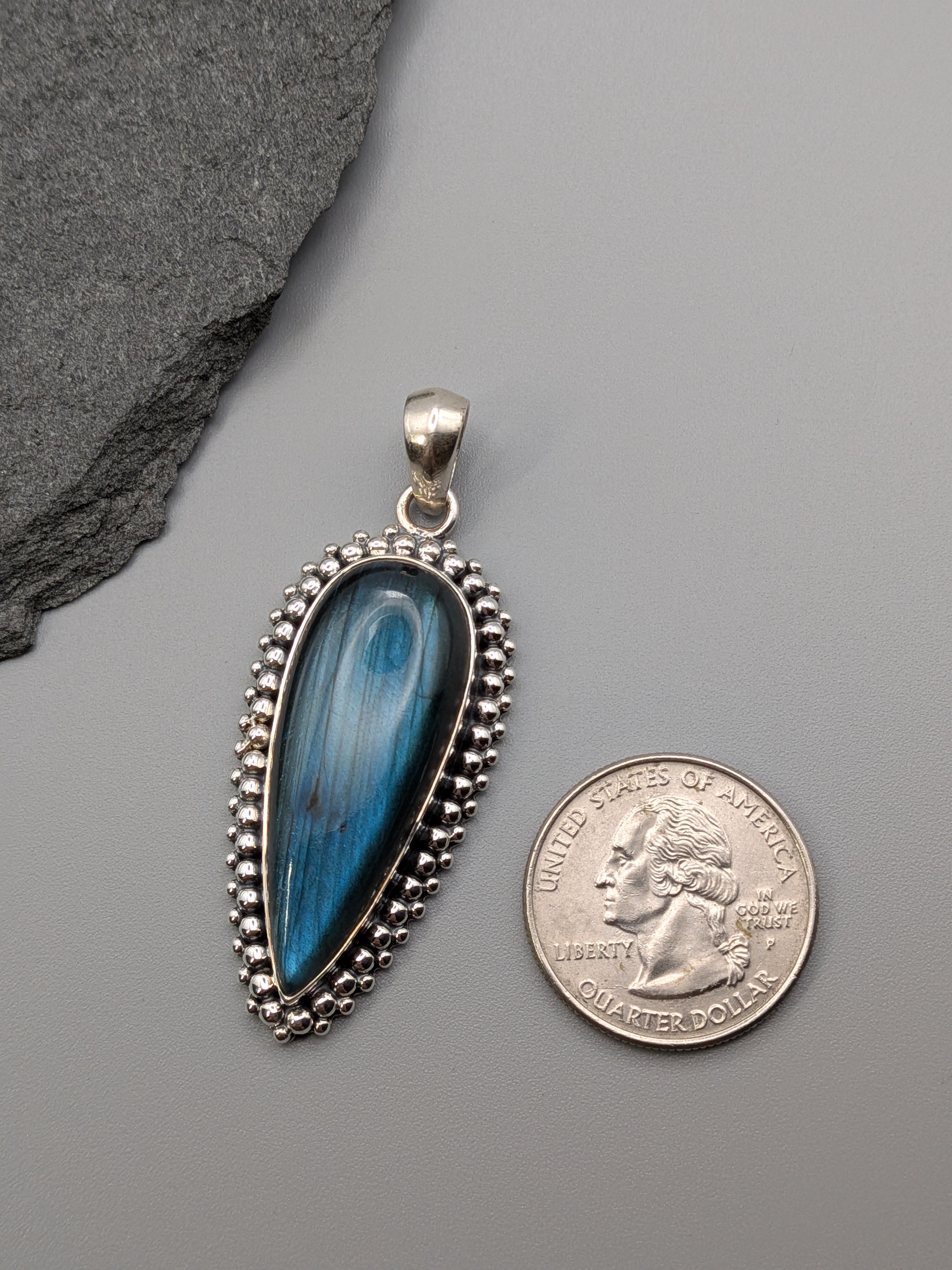 •LABRADORITE - DOTTED LONG SPEAR TEAR• sterling silver pendant