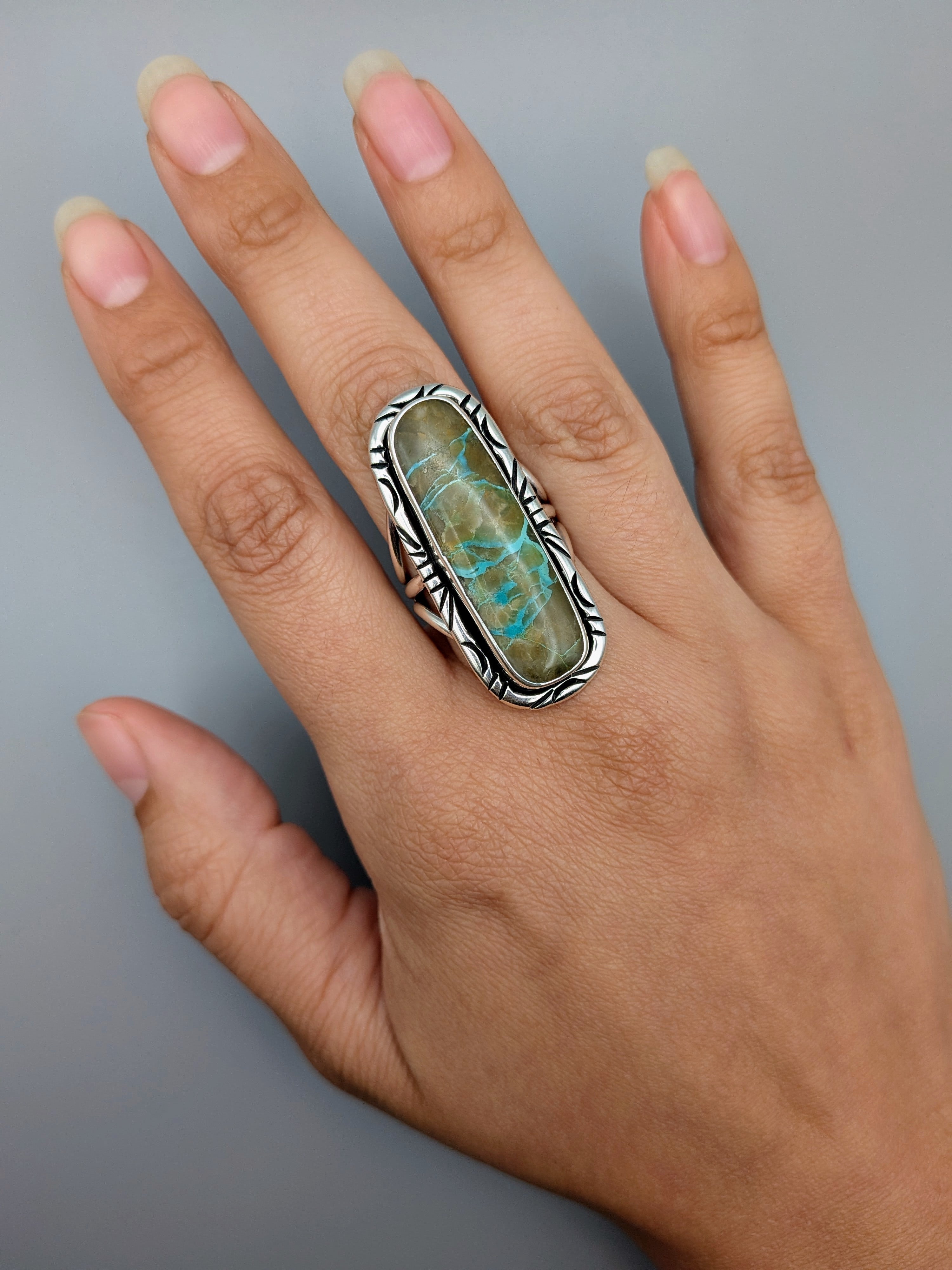 •BOULDER TURQUOISE - AZHÍ• Navajo silver ring (size 9.75)