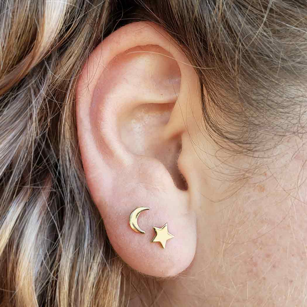 • CRESCENT MOON & STAR • gold stud earrings