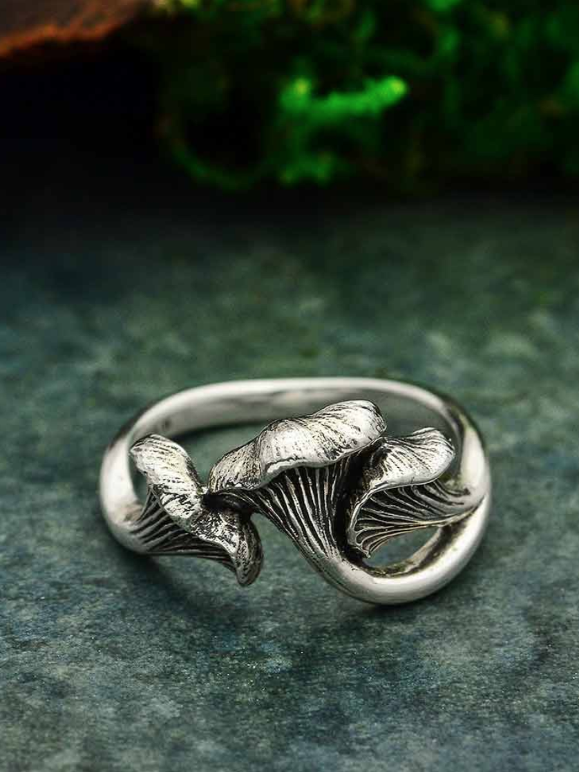 •CHANTERELLE CLUSTER• recycled silver mushroom ring