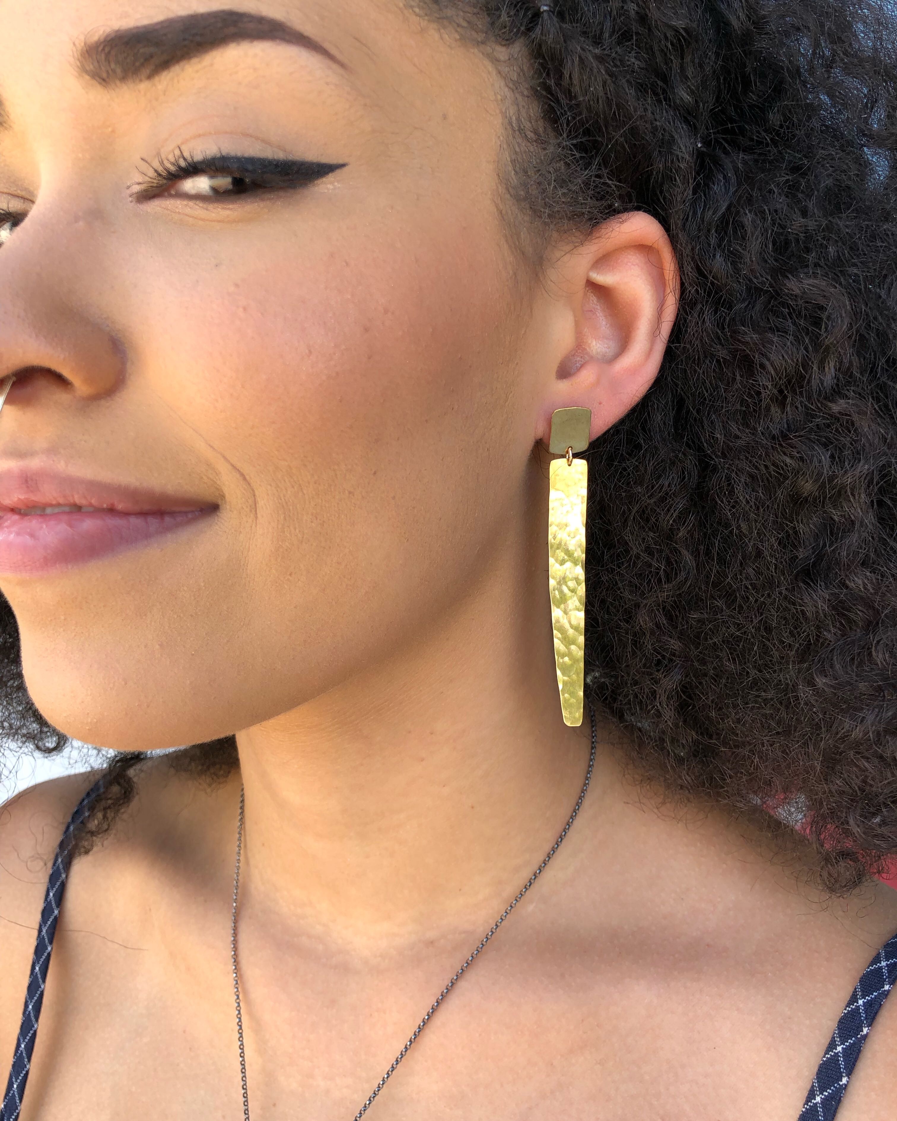 •NINA• gold post earrings