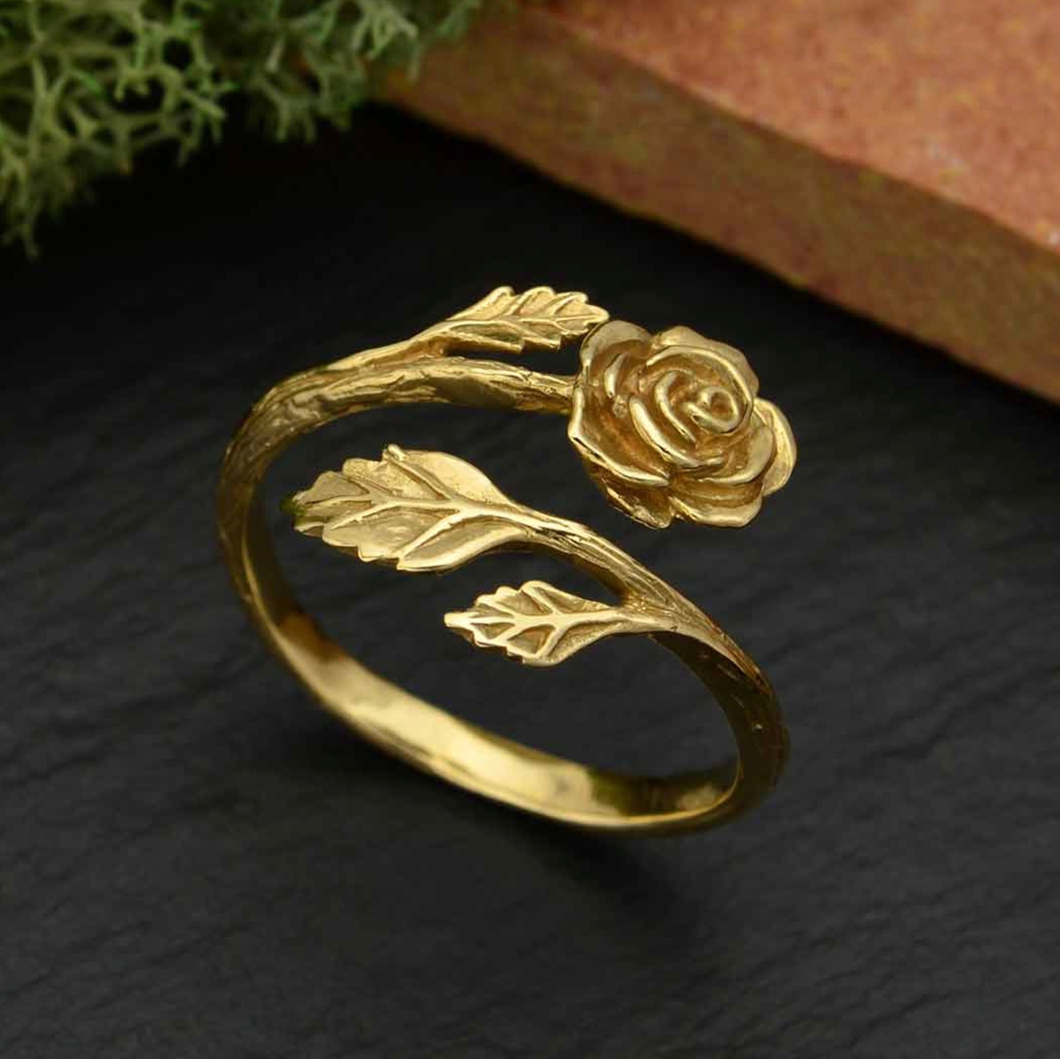 • ROSE WRAP • detailed adjustable bronze ring