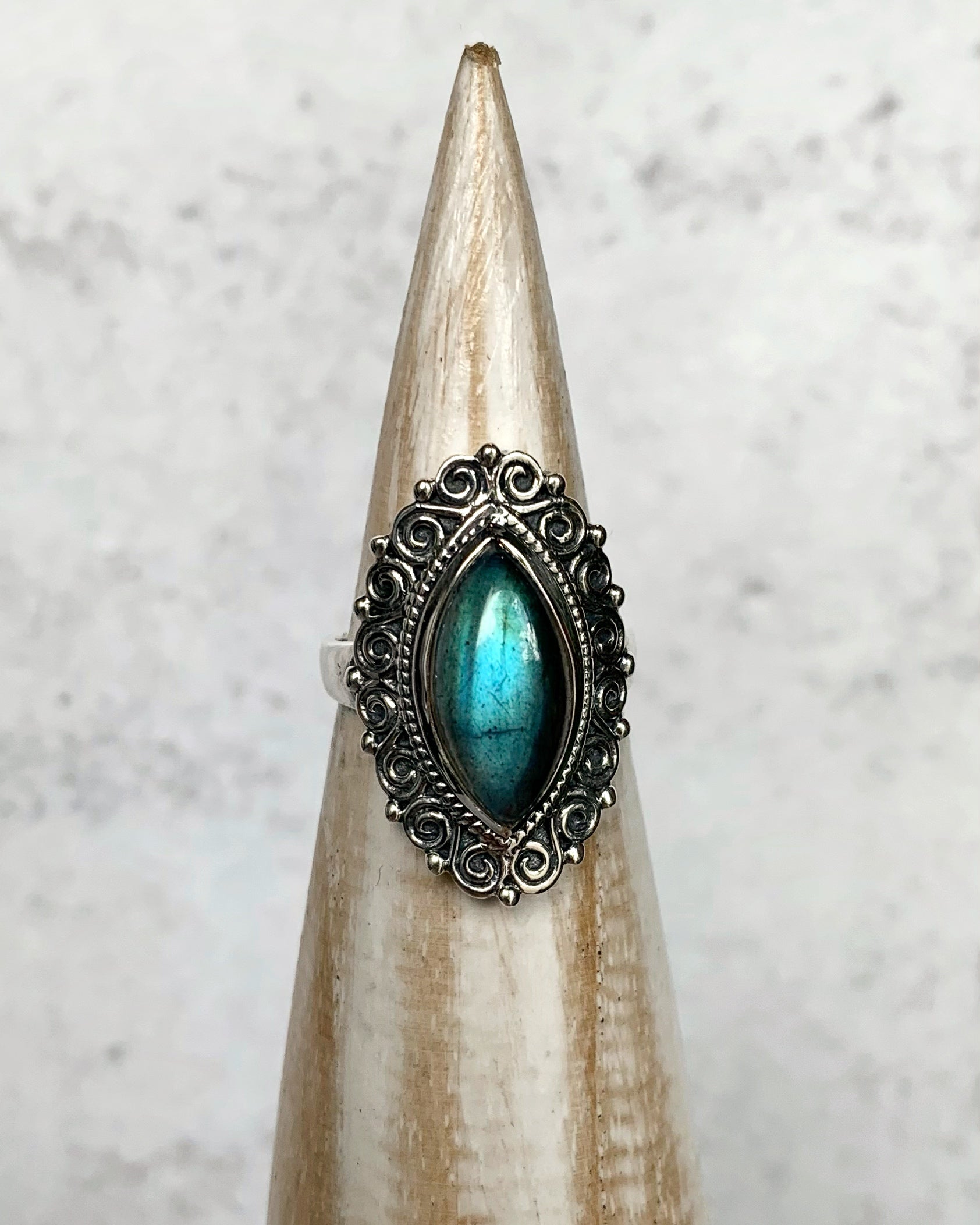 • LOOKING GLASS • labradorite sterling silver ring